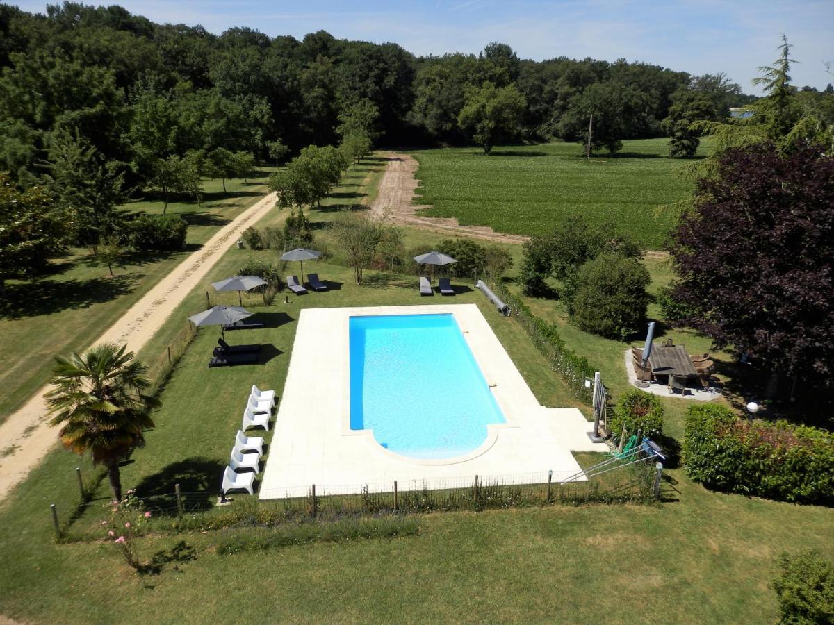 Chateau La Mothaye - Self Catering Apartments With Pool In The Loire Valley Les Bois-d'Anjou المظهر الخارجي الصورة