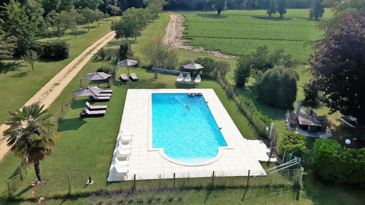 Chateau La Mothaye - Self Catering Apartments With Pool In The Loire Valley Les Bois-d'Anjou المظهر الخارجي الصورة