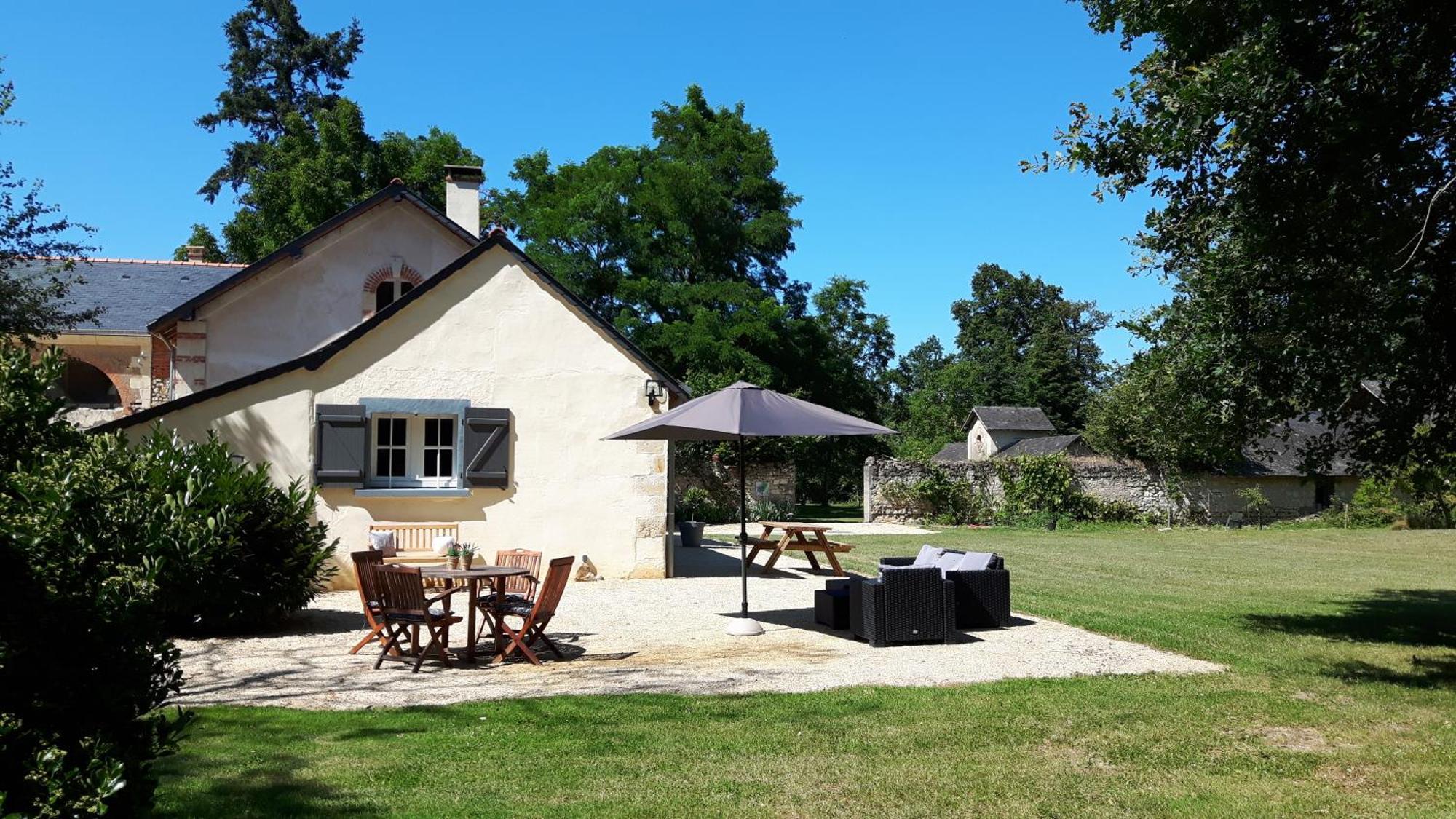 Chateau La Mothaye - Self Catering Apartments With Pool In The Loire Valley Les Bois-d'Anjou الغرفة الصورة